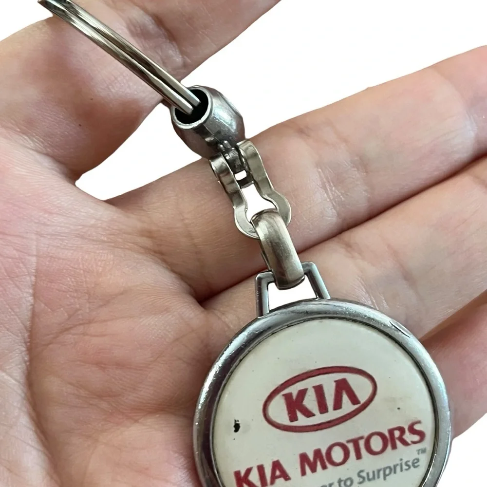 KIA Motors‎ Lancaster East Petersburg PA Pennsylvania Small Swivel Keychain